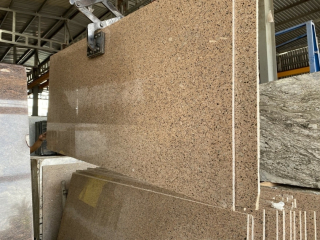 ĐÁ HOA CƯƠNG VÀNG KIM SA